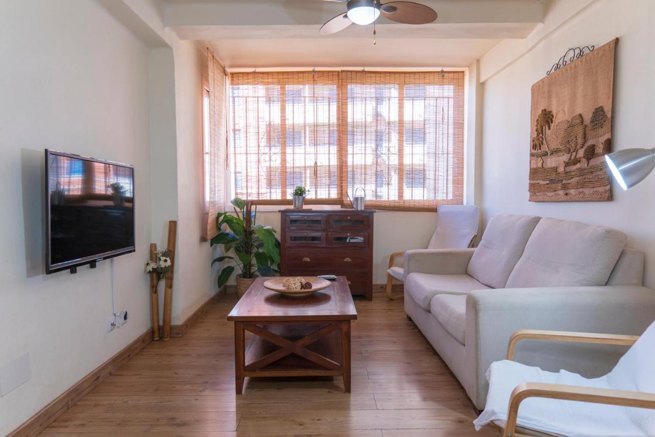 City Center Next To The Beach 2 Bedrooms Apartment Málaga Kültér fotó