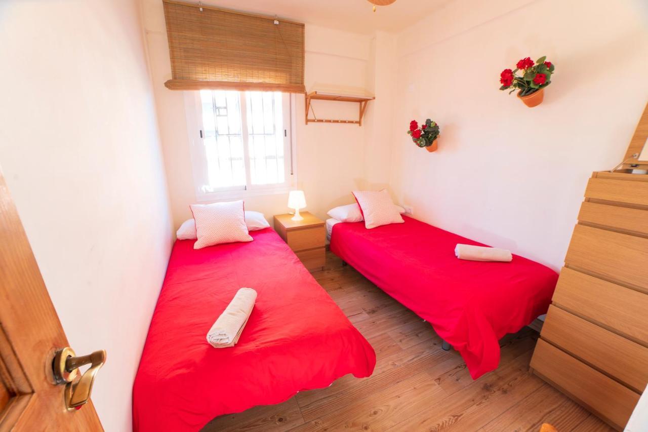 City Center Next To The Beach 2 Bedrooms Apartment Málaga Kültér fotó