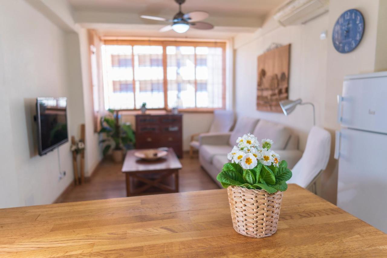 City Center Next To The Beach 2 Bedrooms Apartment Málaga Kültér fotó