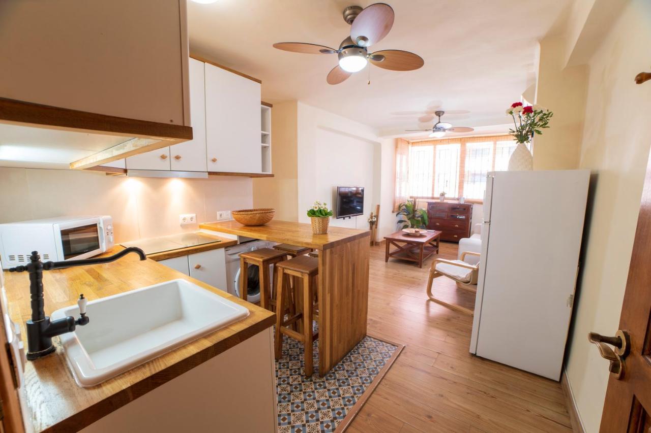 City Center Next To The Beach 2 Bedrooms Apartment Málaga Kültér fotó